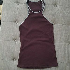 Lululemon Front and Center tank size 6